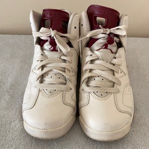 Maroon retro 6
